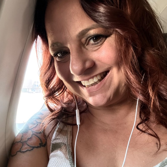 Meet your Posher, Tara - Picture 6 of 8